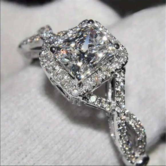 Elegant Ring Inlaid Large Square Zircon Silver Plated Engagement Wedding Ring - Picture 1 of 6